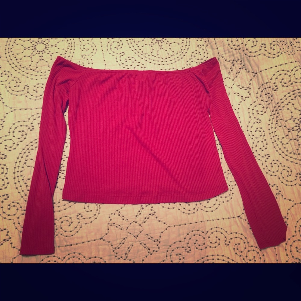 4/10$!Crop  top